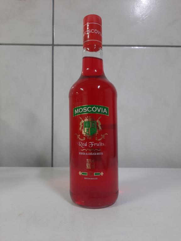 Vodka Moscovia 6x900ml Red Fruits Peroba