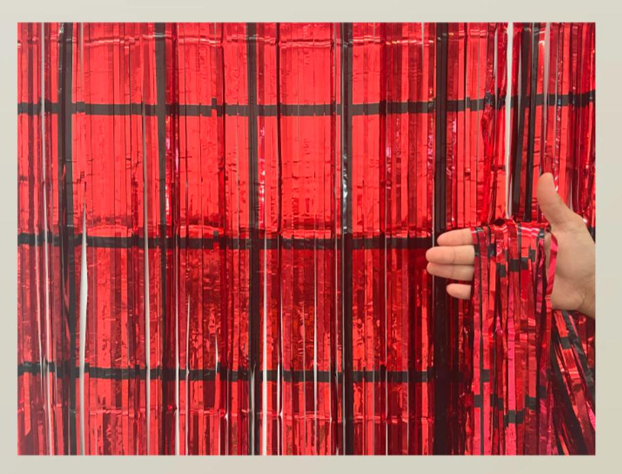 CORTINA METALIZADA VERMELHO C/ PRETO 1X2MT