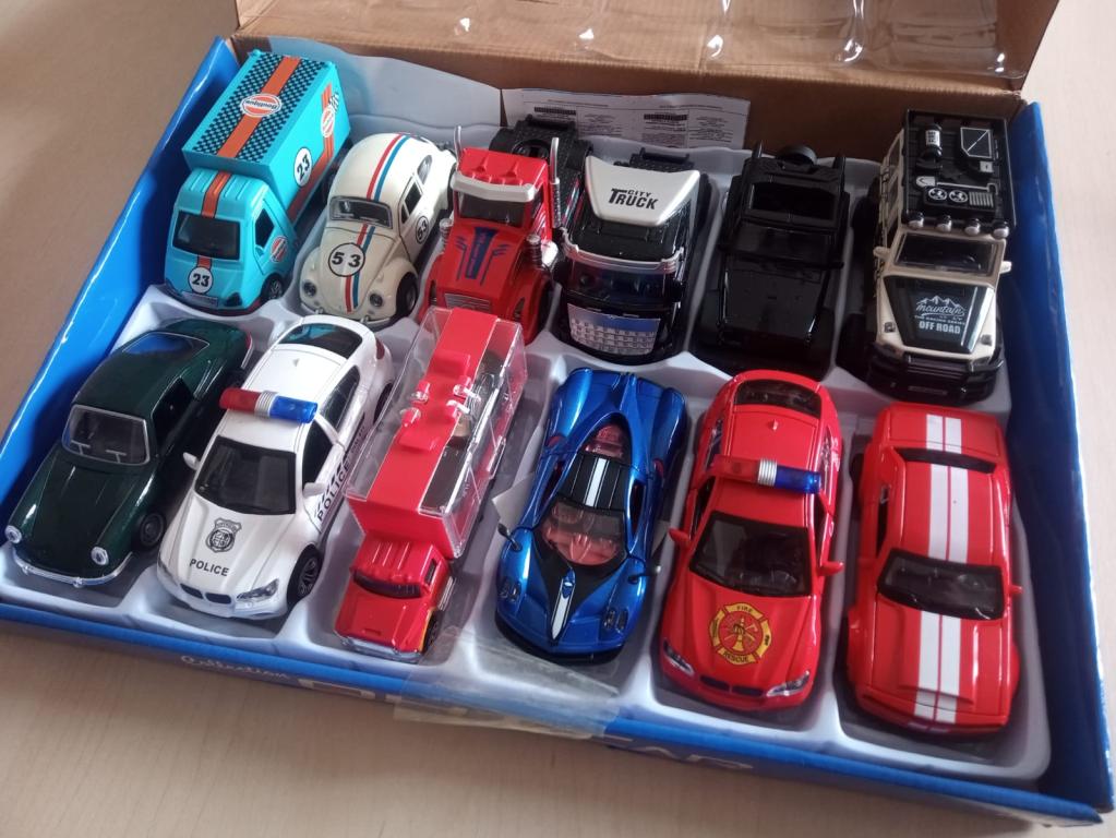 Carrinho Miniatura c/12 Sortidos