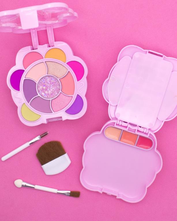 KIT DE MAQUIAGEM BEAR (SOMBRA,ILUMINADOR,BATOM,BLUSH E GLITTER) C/12 UNID - PINK 21