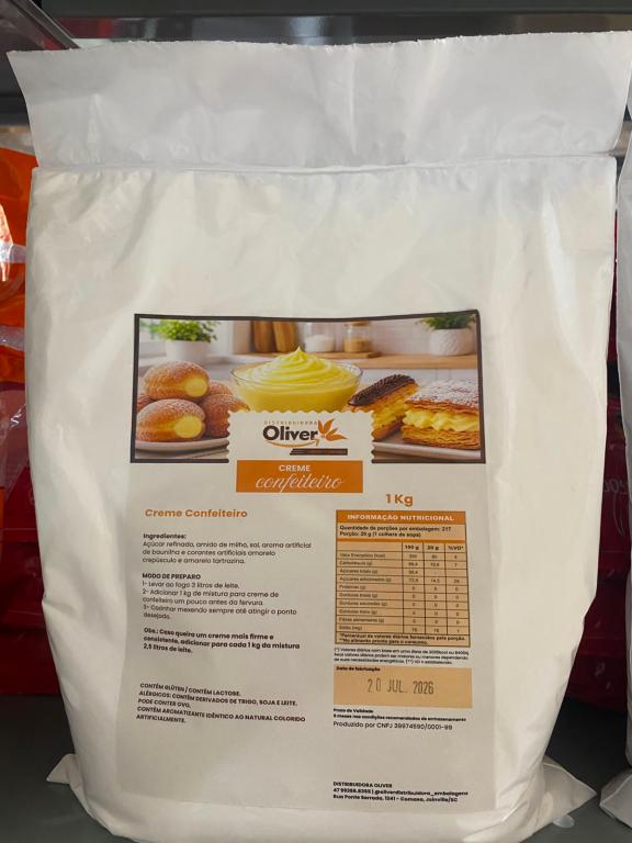 CREME DE CONFEITEIRO 1KG OLIVER