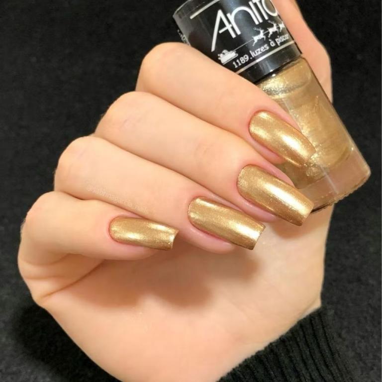 Esmalte Anita Coleção Tempo de Celebrar Cor:4- Luzes a Piscar