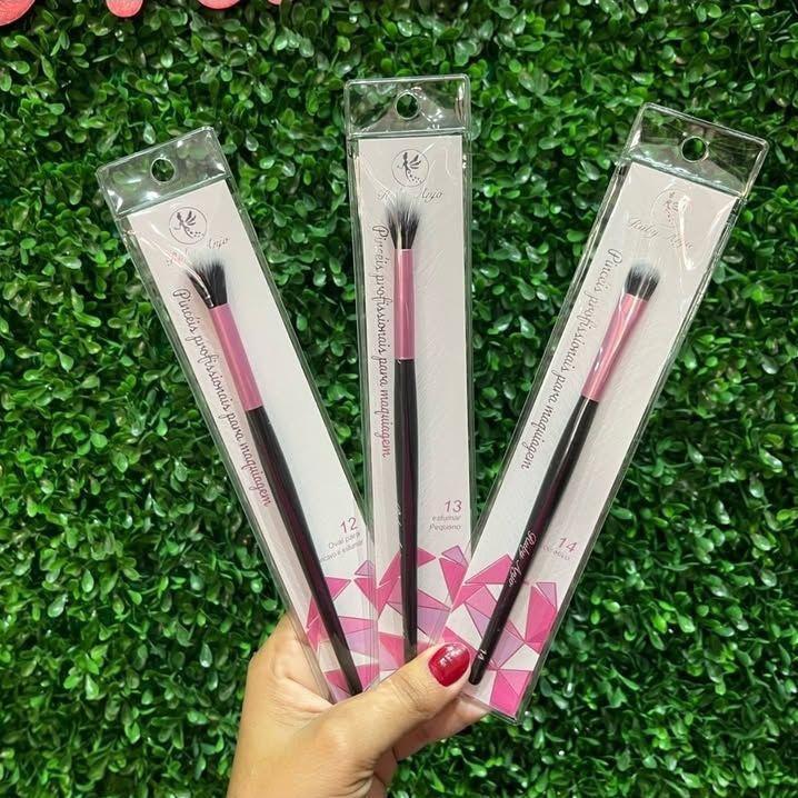 PINCEL PROFISSIONAL ESFUMAR PEQUENO 13 - RUBY ANJO