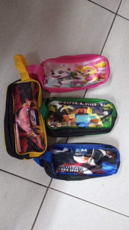 ESTOJO DE TEMAS VARIADOS 2 REPARTIÇOES