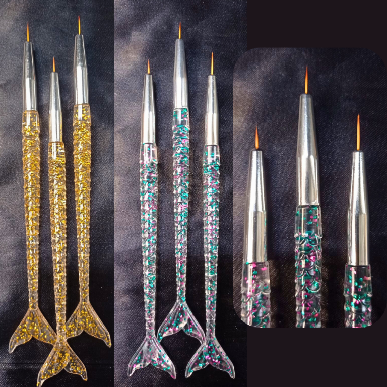 KIT PINCÉIS COM 3 PEÇAS SEREIA PONTAS FINAS PARA UNHA