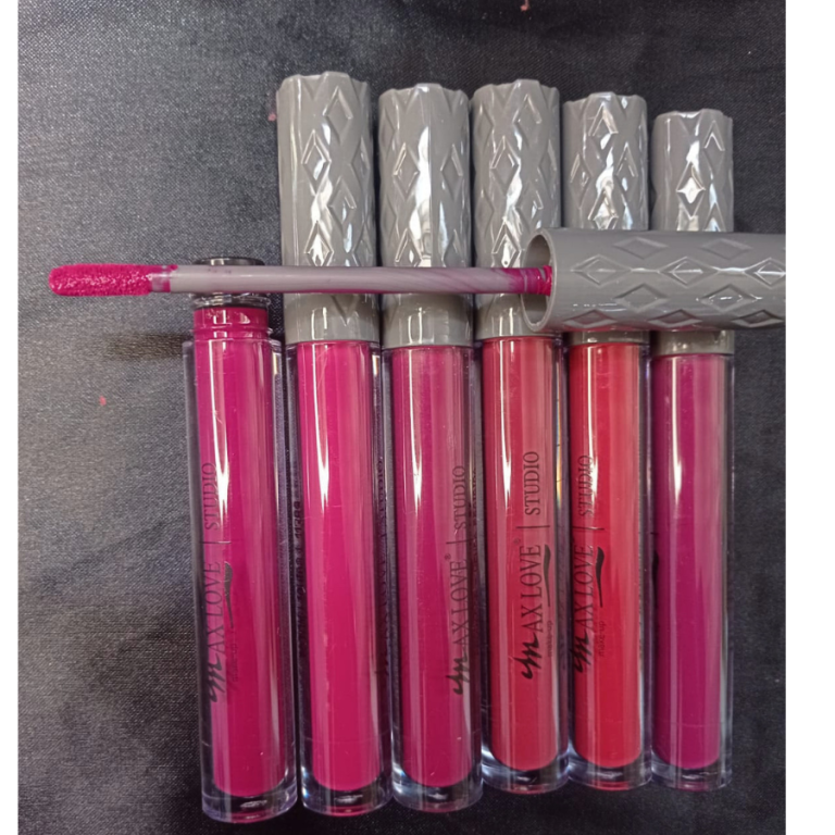 BATOM LÍQUIDO MATTE 30 HORAS MAX LOVE 606 AO 611 BOX COM 48 UN