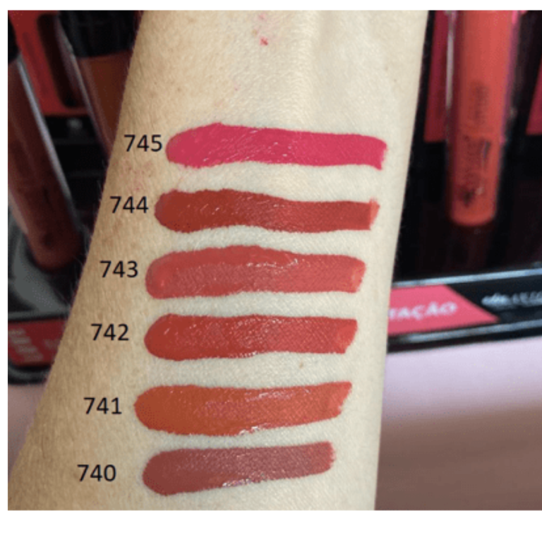 BATOM LÍQUIDO CONFORT 24 HORAS COR 740 AO 745 MAX LOVE BOX COM 48 UN