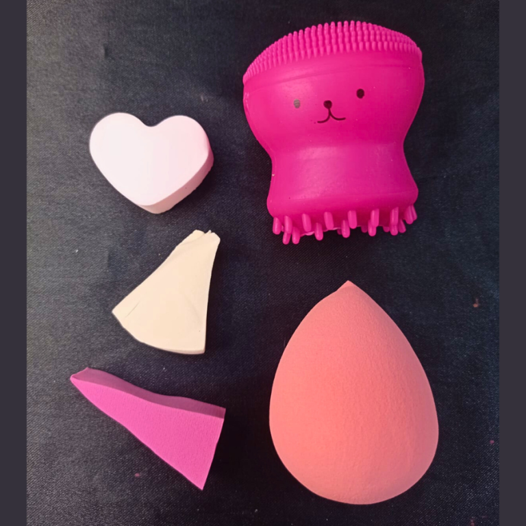 KIT 5 PEÇAS COM 1 ESFOLIANTE POLVINHO  4 ESPONJAS VARIADAS