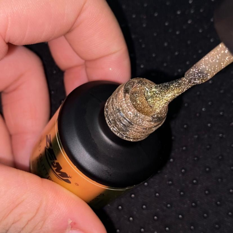 TOP COAT COM GLITTER GOLD (NO WIPE) ZEM 15 ML