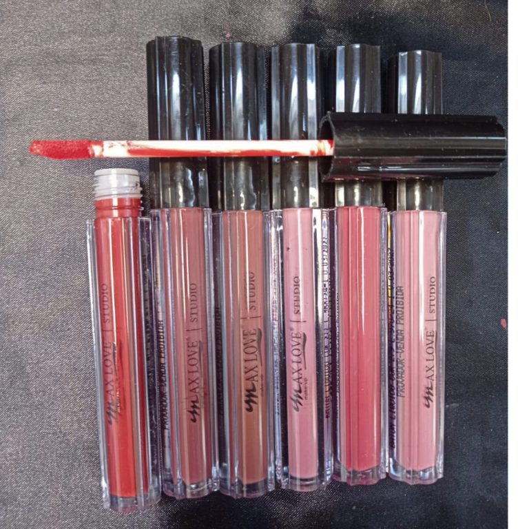 BATOM LÍQUIDO MATTE 48 HORAS 274 AO 279 MAX LOVE BOX COM 48 UN