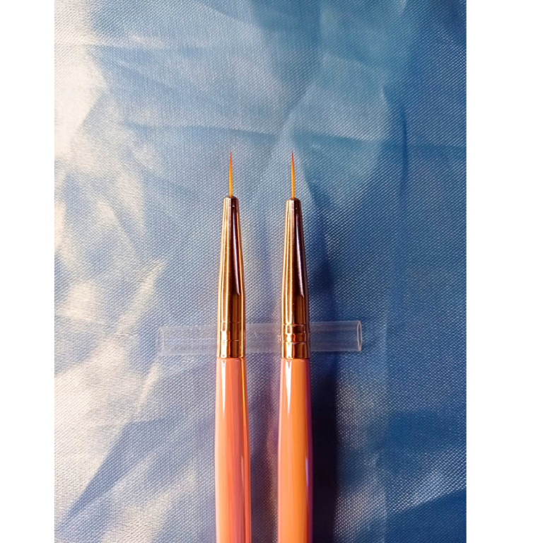 PINCEL UNITÁRIO PARA UNHA MANDALA