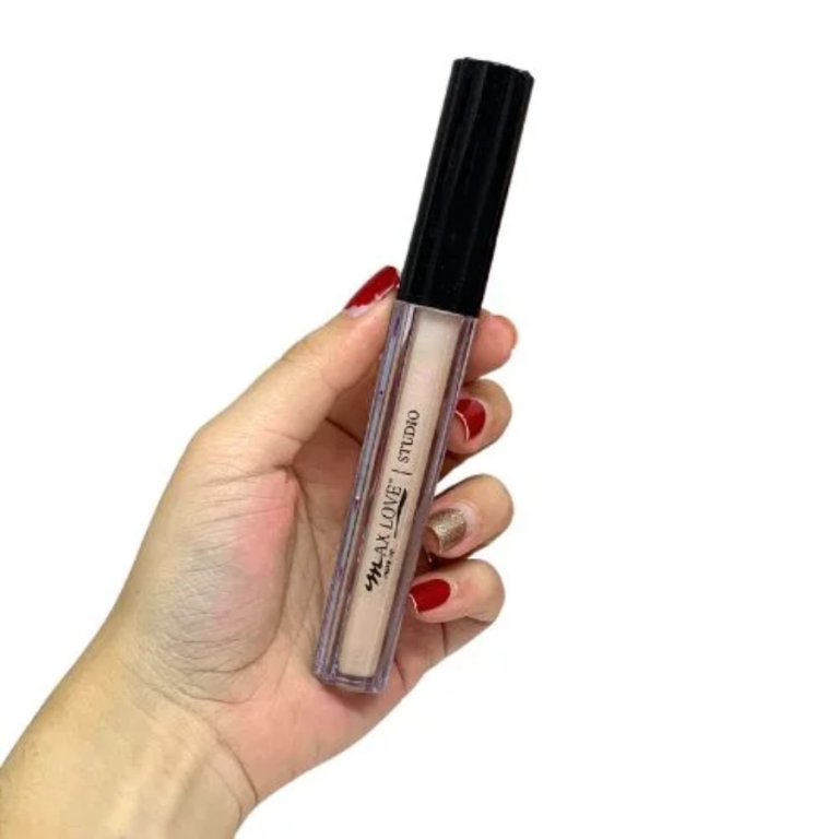 LIP GLOSS VOLUMOSO QUENTE COR 151 MAX LOVE BOX COM 32 UN