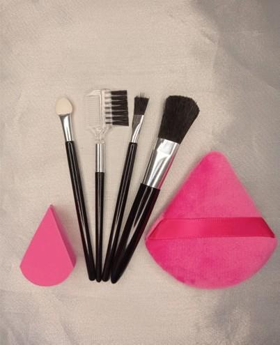 KIT 6 PEÇAS COM 4 PINCÉIS 2 ESPONJAS