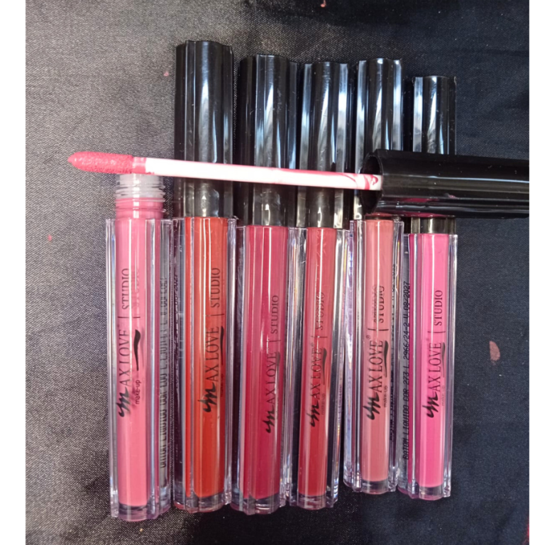 BATOM LÍQUIDO MATTE 48 HORAS 268 AO 273 MAX LOVE BOX COM 48 UN