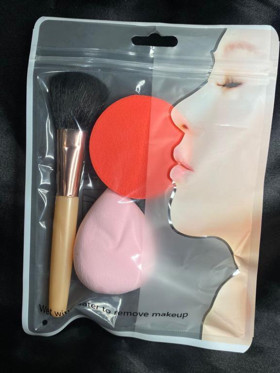 KIT 3 PEÇAS COM 2 ESPONJAS E 1 PINCEL