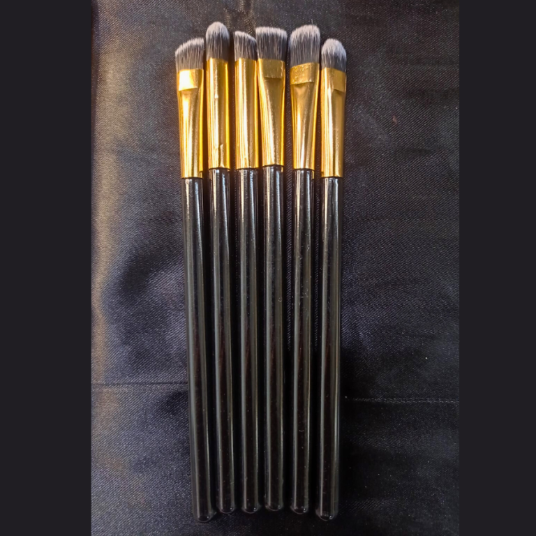 KIT PINCÉIS COM 6 PEÇAS PARA MAQUIAGEM