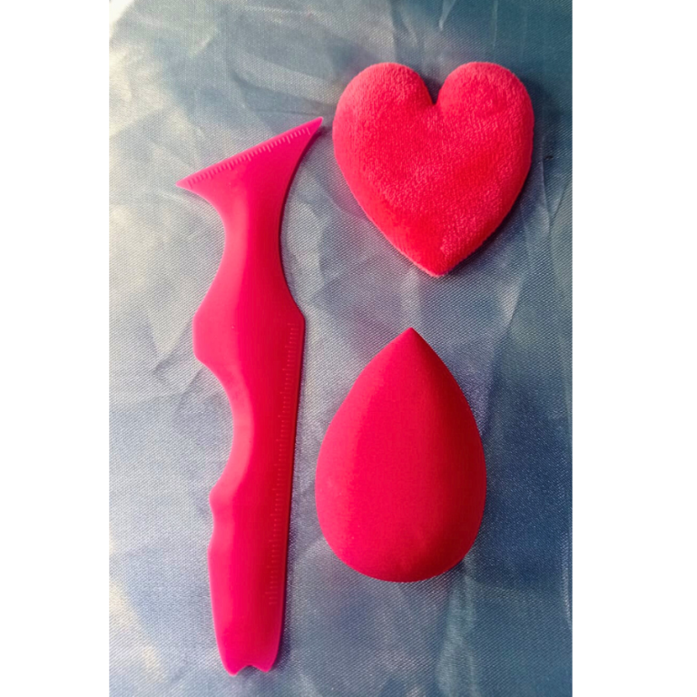 KIT 3 PEÇAS COM 2 ESPONJAS 1 MODELADOR DELINEADOR SILICONE