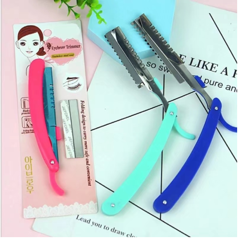 NAVALHA RETRÁTIL COM LÂMINA EXTRA