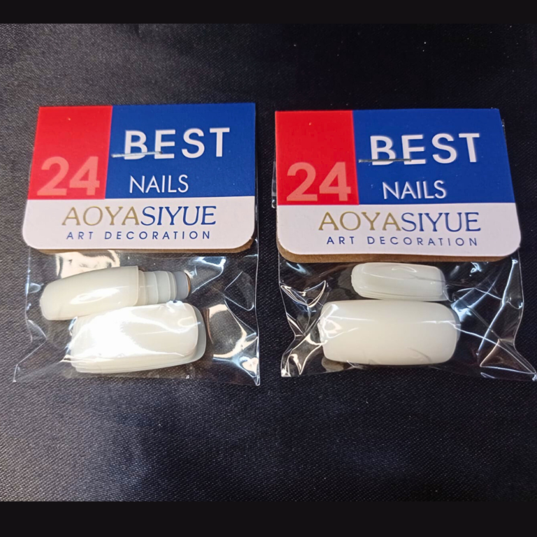 CARTELA DE UNHA POSTIÇA BRANCA QUADRADA AOYASIYUE COM 24 KITS
