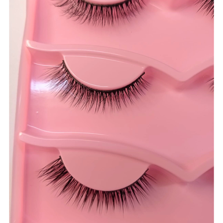 CARTELA CÍLIOS POSTIÇOS GATINHO 6D 3 PARES SABRINA SATO