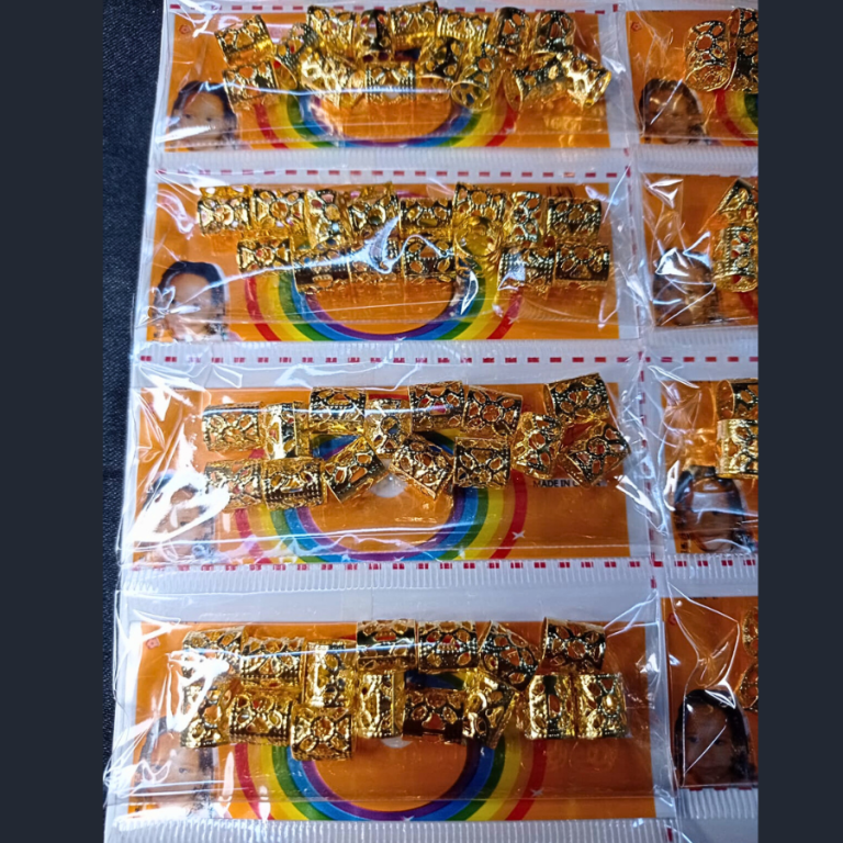 CARTELA ANÉIS DOURADOS PARA TRANÇA COM 24 KITS COM 15UN