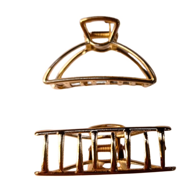 PIRANHA DE METAL TRIÂNGULO DOURADA 5CM