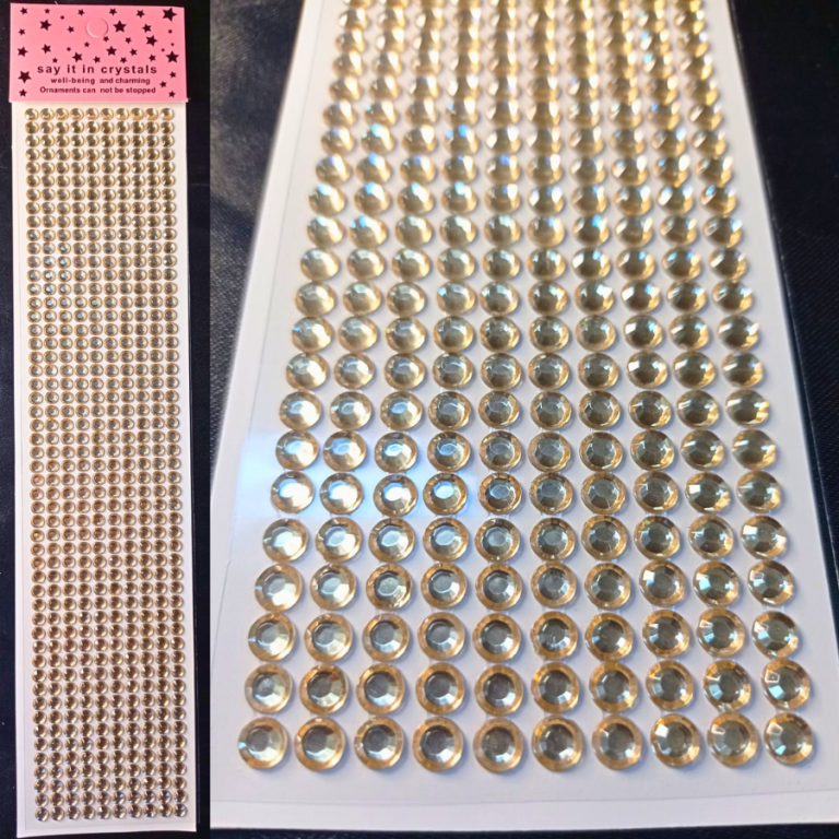 CARTELA DE STRASS AUTO ADESIVO DOURADO TAMANHO 4