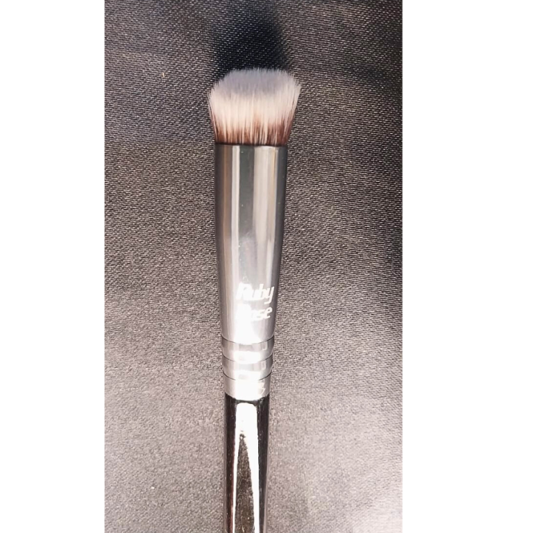 PINCEL PARA PÓ E CORRETIVO RUBY ROSE