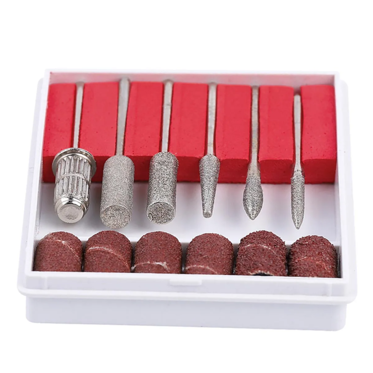 KIT DE BROCAS E LIXAS PARA UNHA COM 6 PEÇAS