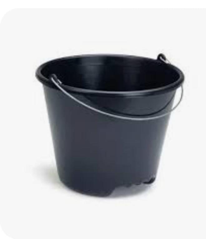 BALDE P/ CONCRETO 12 L