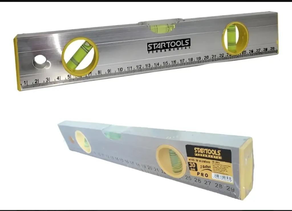 NIVEL EM ALUMINIO COM 3 BOLHAS 30CM