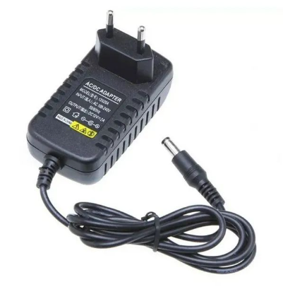 Fonte de Alimentação 12 Volts Conector P4