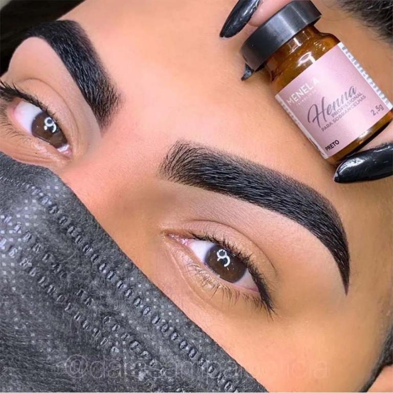 HENNA PARA SOBRANCELHAS MENELA 2,5 G - PRETO
