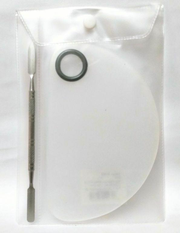 KIT PLACA E ESPATULA P/ MAQUIAGEM MEIA LUA BT095 BILANSY