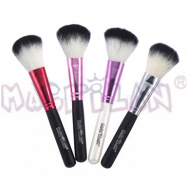 PINCEL P/ PO E BLUSH KP1-4T MACRILAN