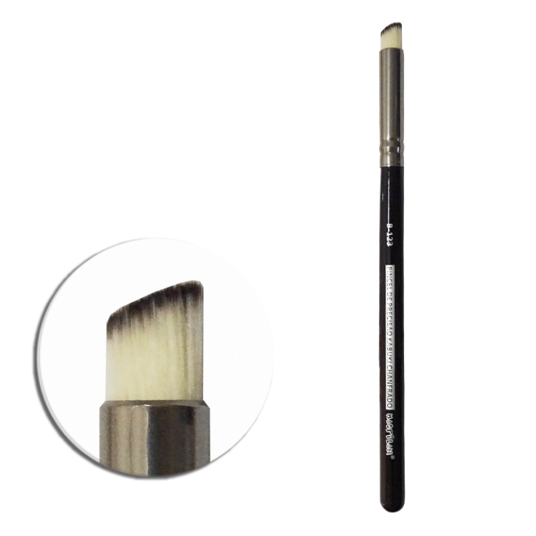 PINCEL P/ SOMBRA PRECISAO KABUKI B123 MACRILAN