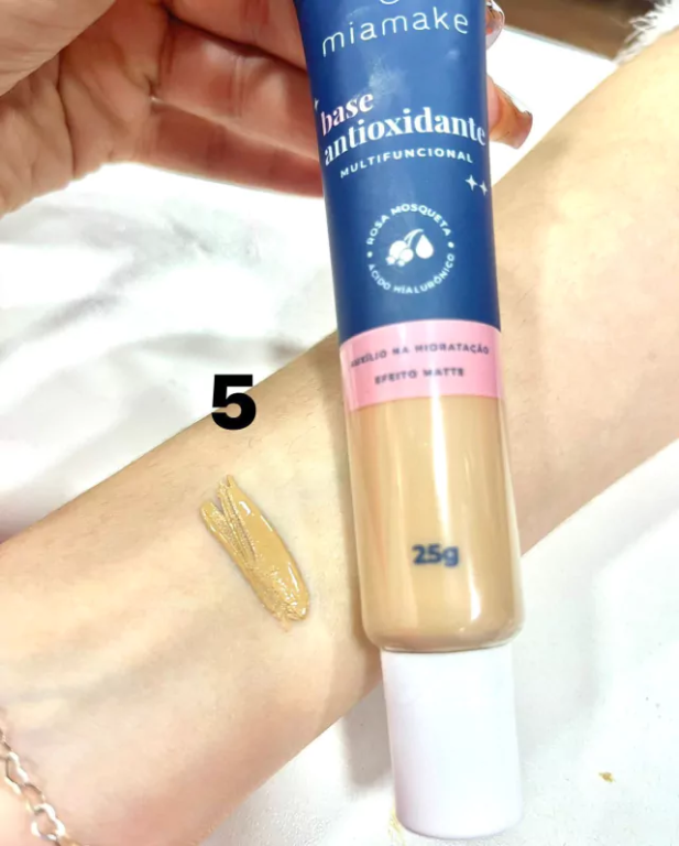 BASE LIQUIDA MATTE ANTIOXIDANTE COR 5 MIAMAKE