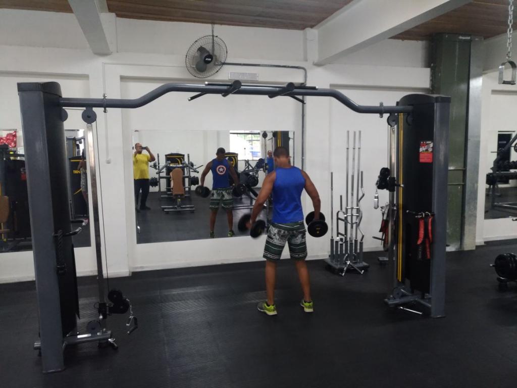 Crossover (100 KG)