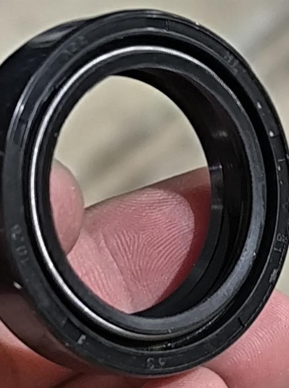 RETENTOR BENGALA CG160 16-24 / TITAN150 04-15 / BROS150 06-14 / BROS160 15-24 / BROS125 03-15 / XRE190A 16-24 / XLR125 9