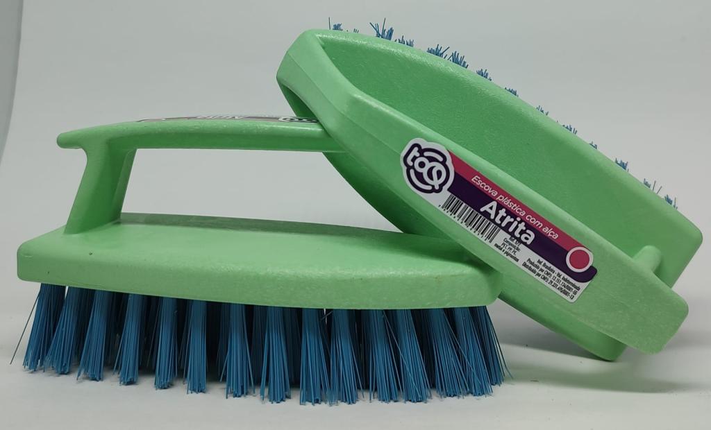ESCOVA ROUPA C/ ALÇA MULTILAR