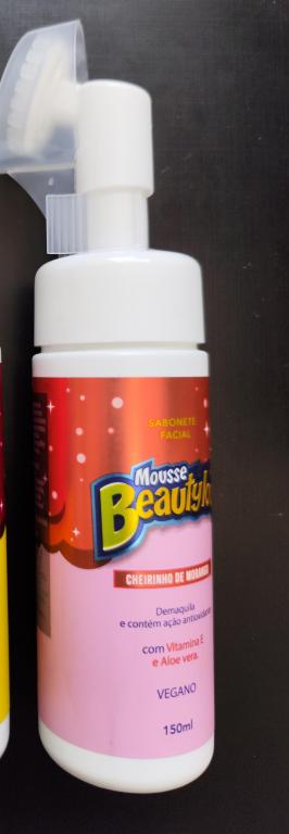 MOUSSE FACIAL MORANGO BEAUTYLOO