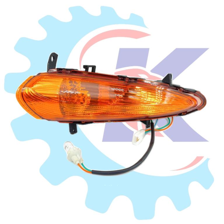 PISCA BIZ 110i 12-17/BIZ 125 11-15 DIANT. DIREITO LENTE AMARELO EMBUS