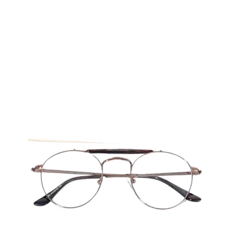 52263 C03 (49-22-142)