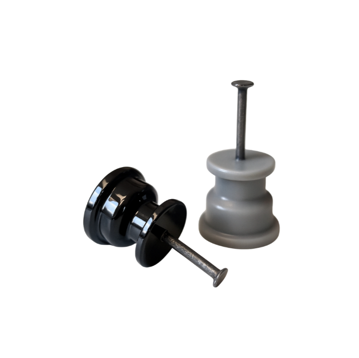 ROLDANA PLAST. C/ PREGO 30x30MM PRETA (50PÇS) GERPLAST