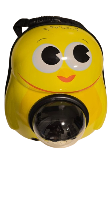 MOCHILA 3D PINGUIM AMARELA