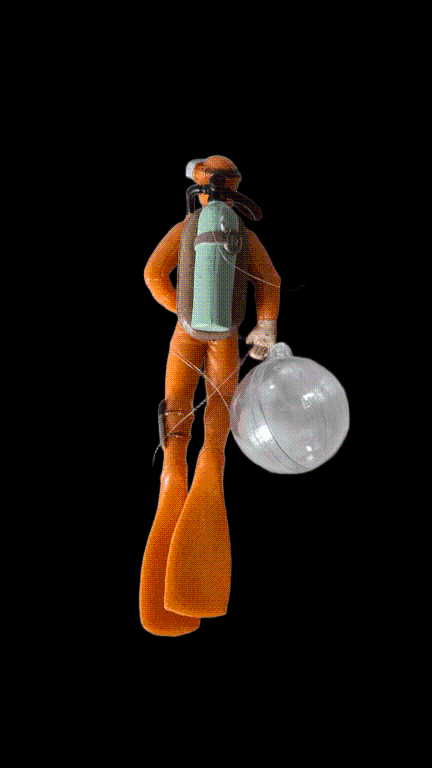 ENFEITE FLUTUANTE MERGULHADOR NADANDO COM BOIA CORES VARIADAS