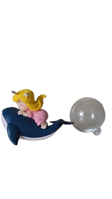 ENFEITE FLUTUANTE SEREIA NA BALEIA COM BOIA CORES VARIADAS