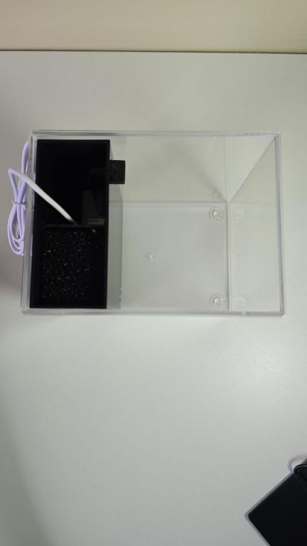 AQUARIO MINI TANK 1 COR PRETA BI-VOLT USB FILTRO + LED