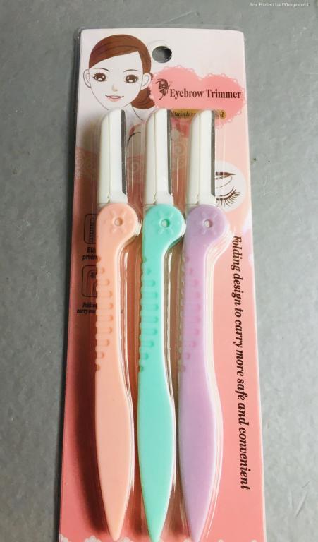 NAVALHETE PARA SOBRANCELHAS - DOBRAVEL - EYEBROW TRIMMER - COM 3