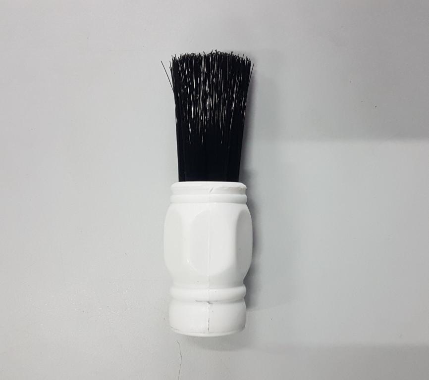 PINCEL DE BARBA  (NYLON) UN